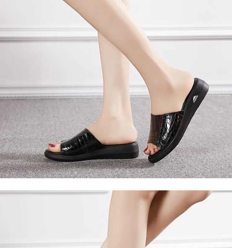 Casual Summer Style Genuine Leather Solid Wedges Flip Slipper for Women