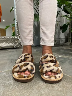 Leopard Print Strap Slippers