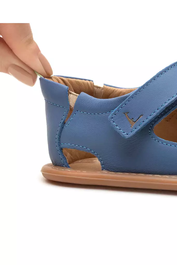 Sleeky Sandals - Blu Tang