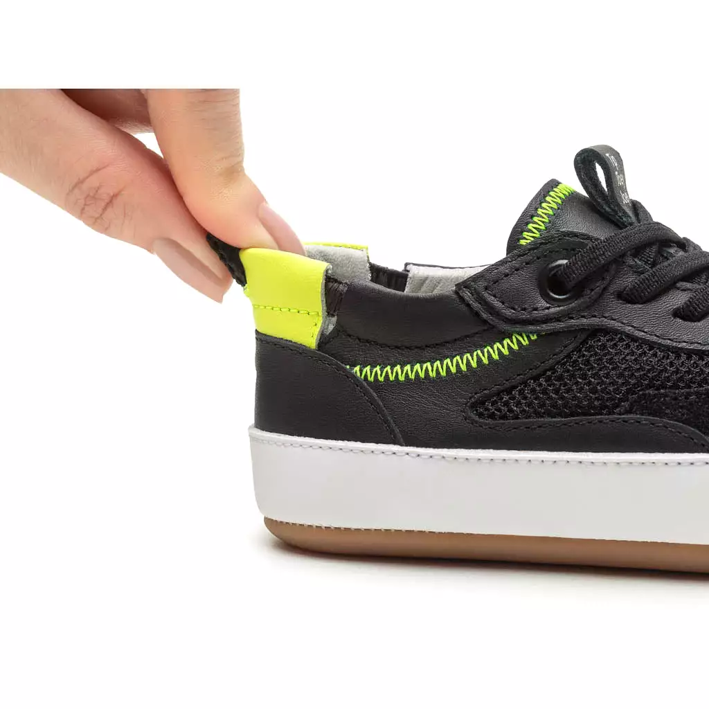 Step Sneakers - Black / Black / Amarelo Neon